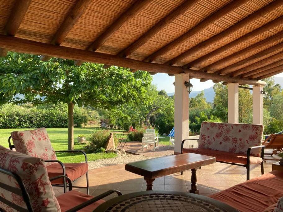 Countryside Villa In Sardinia Triei Eksteriør billede